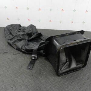 157. 1997 BMW 323I E36 CONVERTIBLE. STORAGE COMPARTMENT SKI STORAGE BAG 8151993