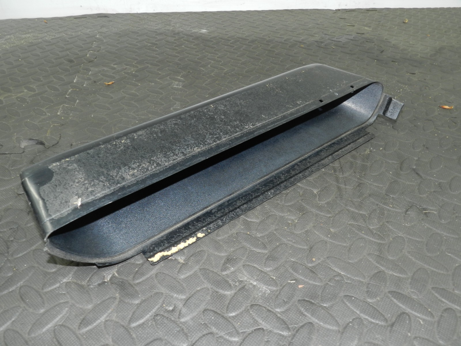 157. 1997 BMW 323I E36 CONVERTIBLE. DOOR STORAGE POCKET LARGE 1977531