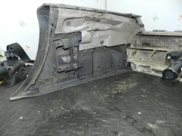 157. 1997 BMW 323I E36 CONVERTIBLE. REAR BUMPER IN SILVER NEEDS REPAINT - Image 15