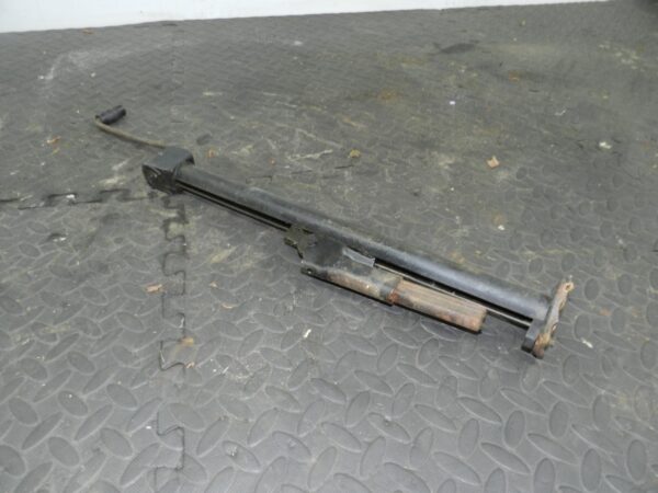 157. 1997 BMW 323I E36 CONVERTIBLE. EMERGENCY JACK 1181419 - Image 2