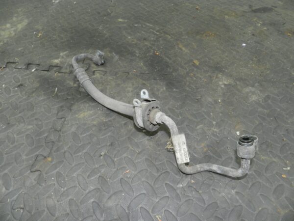 157. 1997 BMW 323I E36 CONVERTIBLE. AIR CON PIPE