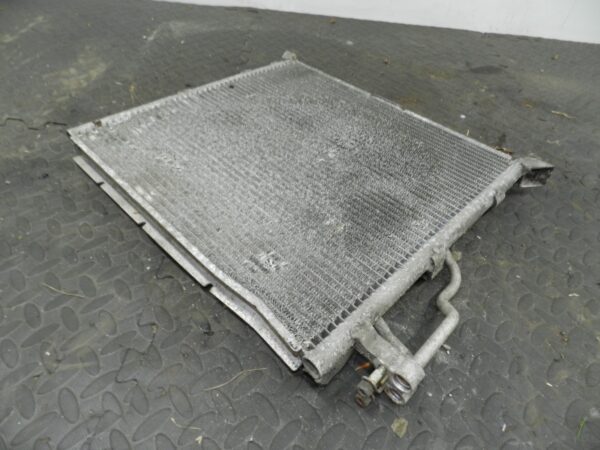 157. 1997 BMW 323I E36 CONVERTIBLE. AIR CON RADIATOR - Image 3