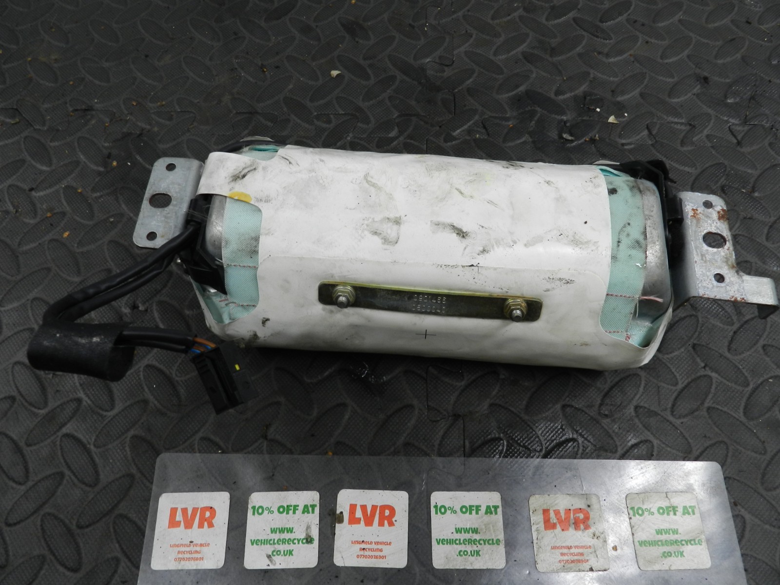 143. 2003 BMW E46 318Ci CONVERTIBLE. DASHBOARD PASSENGER SIDE AIRBAG - Image 3