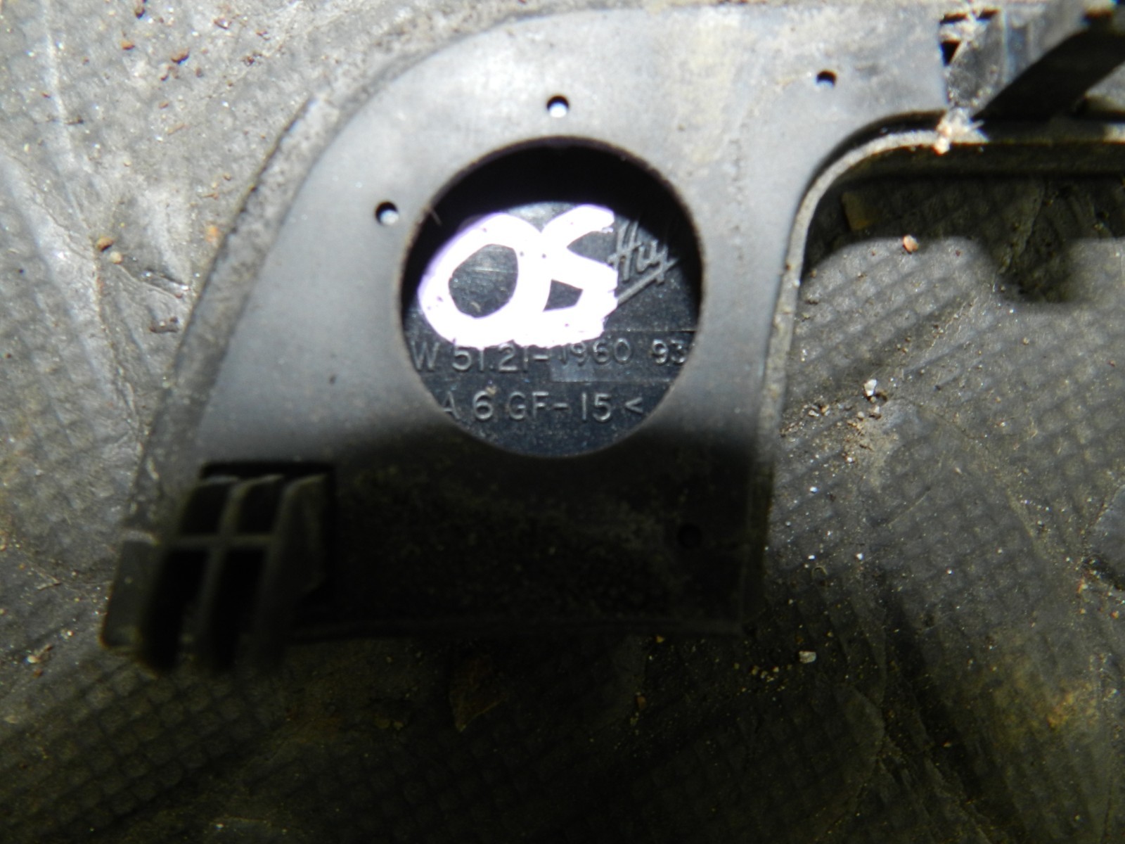 157. 1997 BMW 323I E36 CONVERTIBLE. DRIVER SIDE EXTERNAL DOOR HANDLE TRIM - Image 3