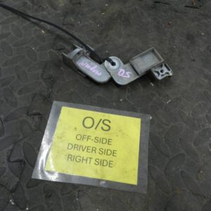 157. 1997 BMW 323I E36 CONVERTIBLE. DRIVER SIDE WINDOW CLAMPS