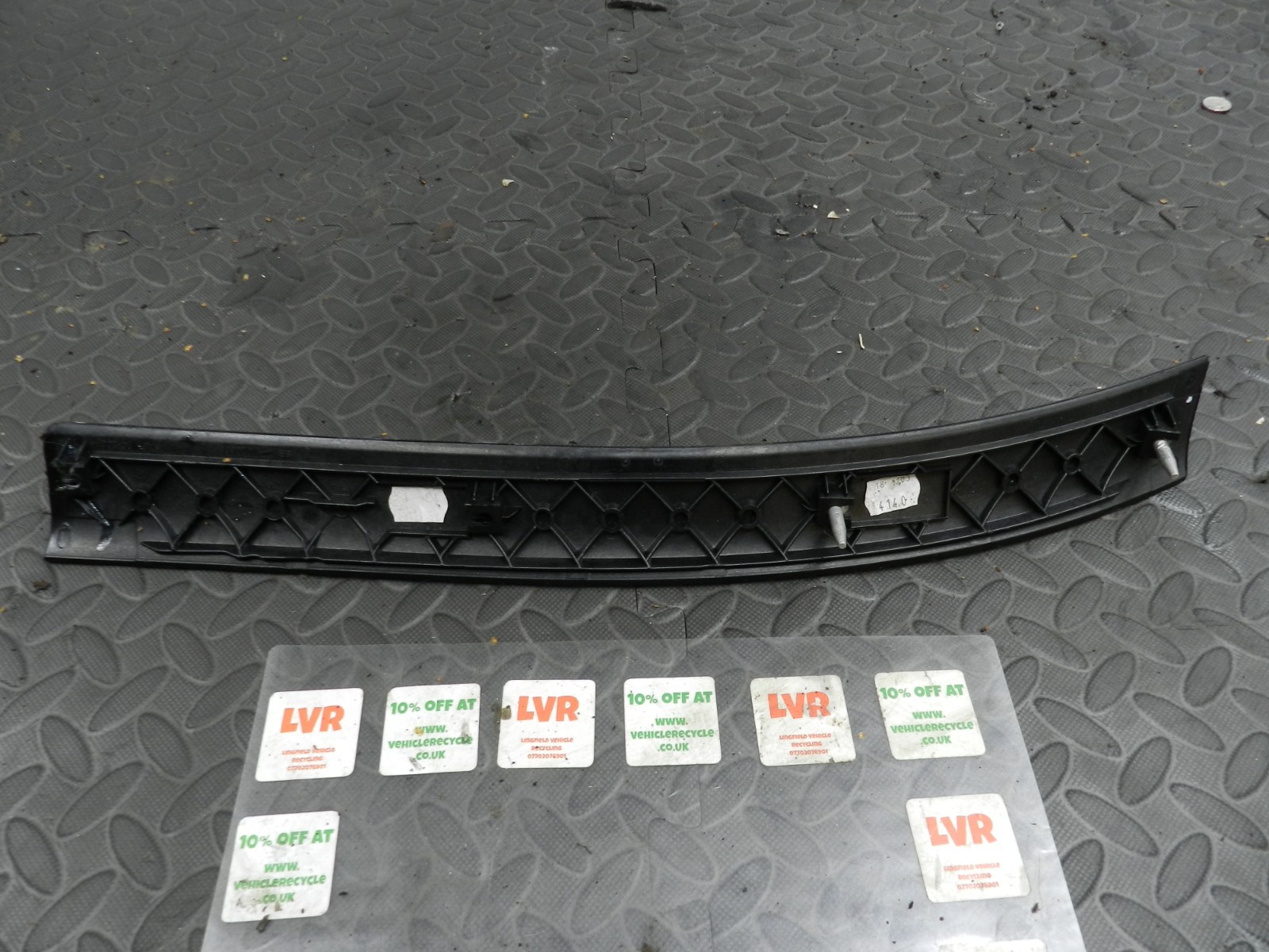 143. 2003 BMW E46 318Ci CONVERTIBLE. DASHBOARD TRIM - Image 3