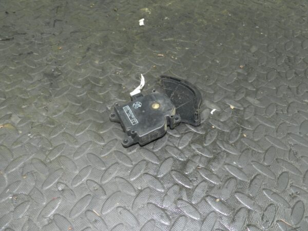 (145) 2003 TOYOTA RAV 4 MK2. HEATER FLAP CONTROL ACTUATOR MOTOR - Image 2