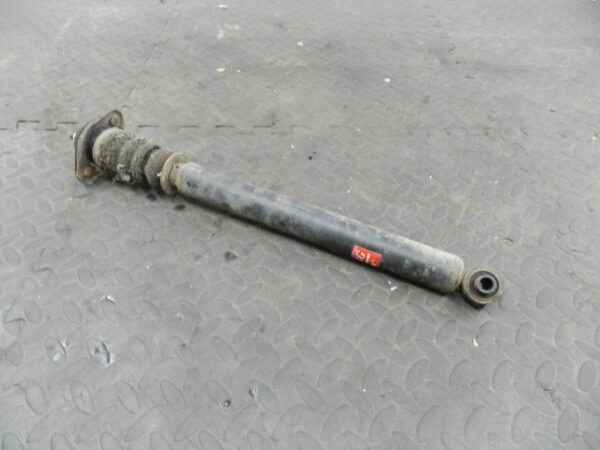 157. 1997 BMW 323I E36 CONVERTIBLE. PASSENGER SIDE REAR SHOCK ABSORBER - Image 4