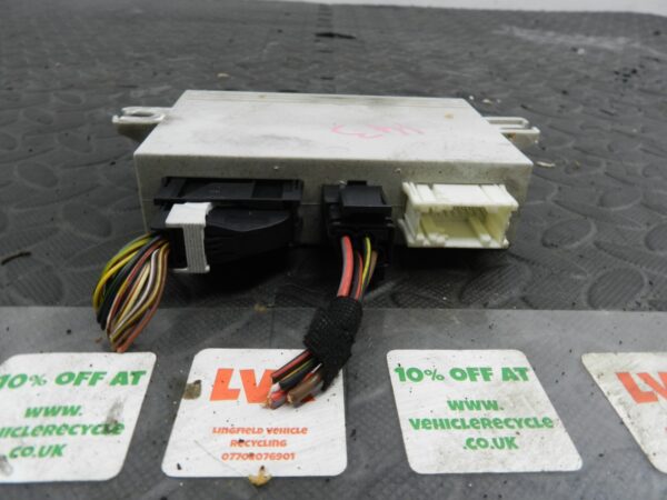 143. 2003 BMW E46 318Ci CONVERTIBLE. ROOF CONTROL ECU MODULE 8375444 - Image 4