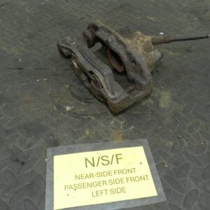157. 1997 BMW 323I E36 CONVERTIBLE. PASSENGER SIDE FRONT BRAKE CALIPER + CARRIER