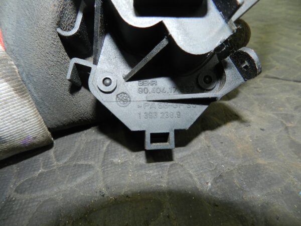 157. 1997 BMW 323I E36 CONVERTIBLE. HEATER CONTROL FLAP ACTUATOR 8391374 - Image 4