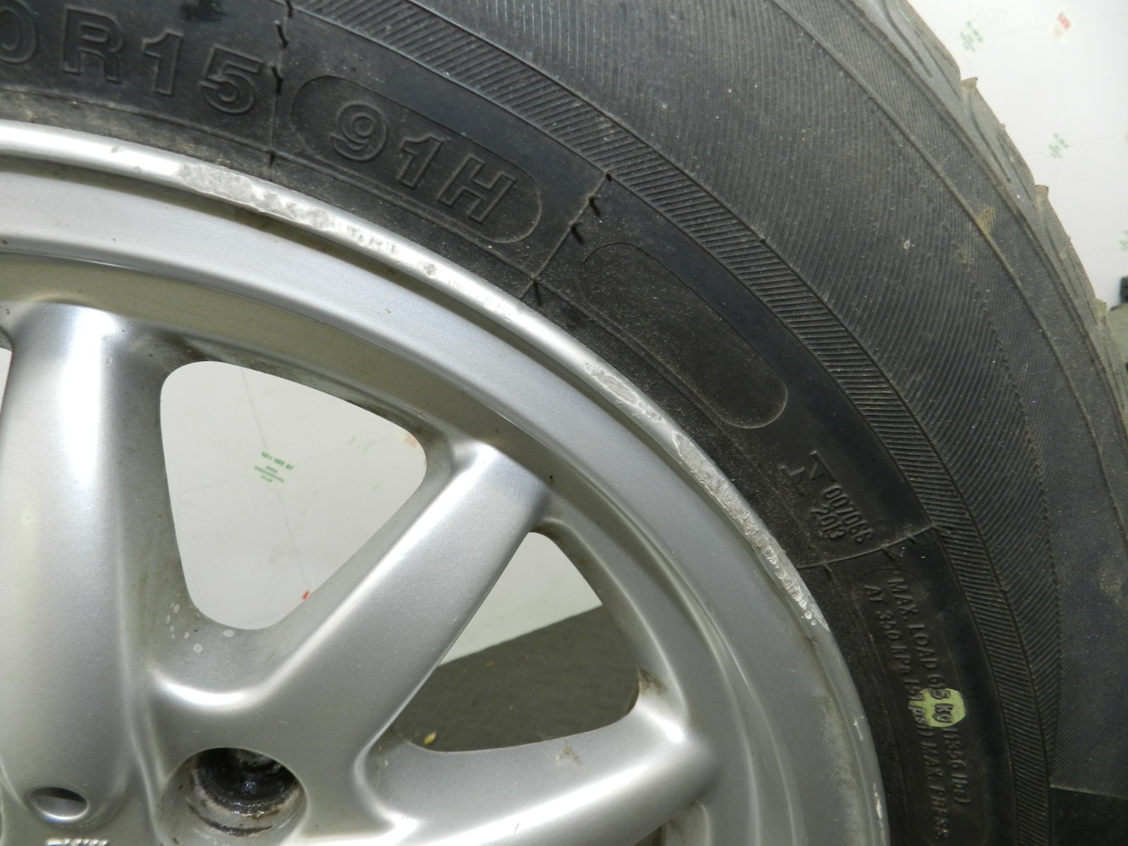 157. 1997 BMW 323I E36 CONVERTIBLE. SET OF 4 ALLOY WHEELS - Image 3