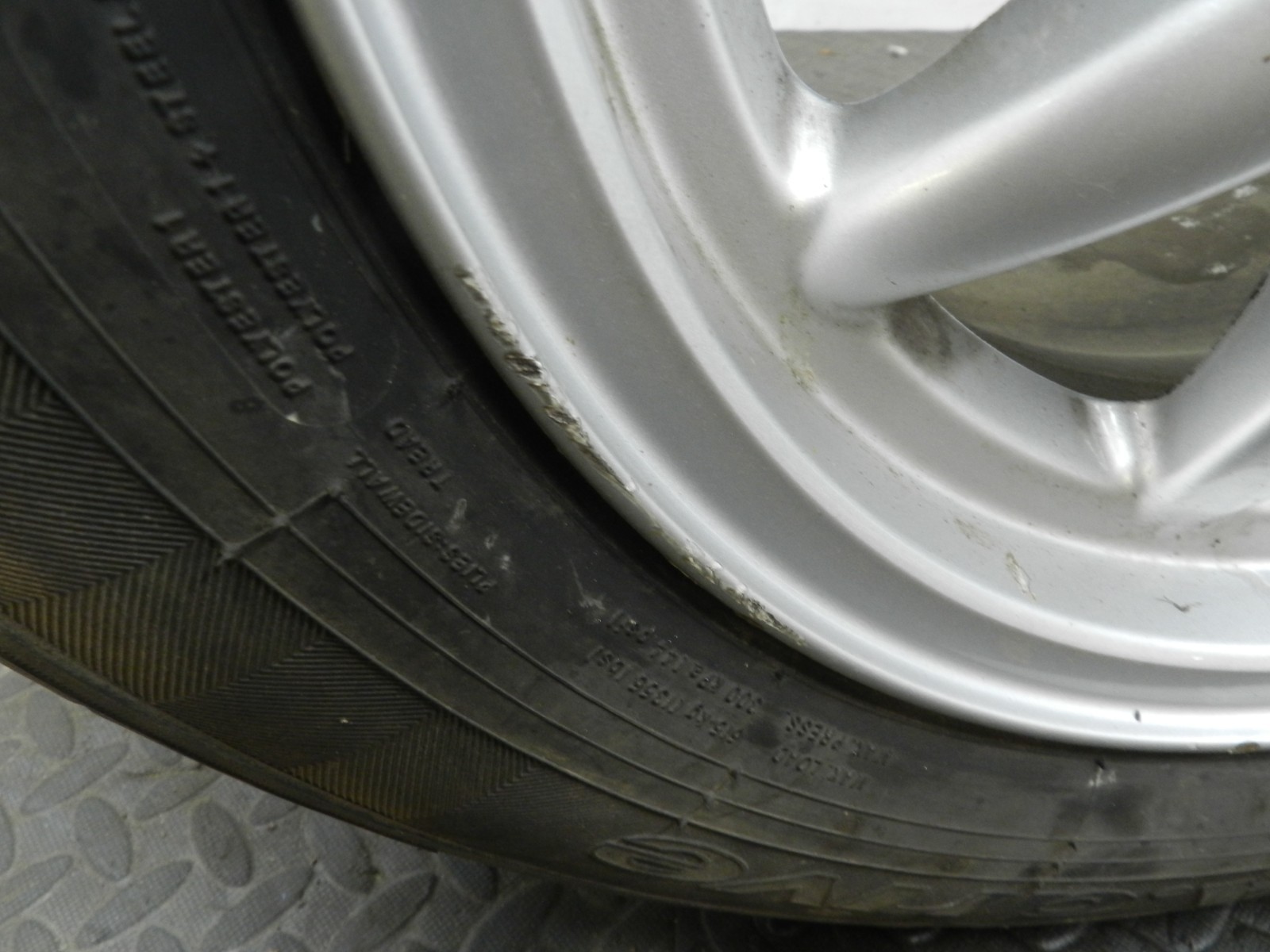 157. 1997 BMW 323I E36 CONVERTIBLE. SET OF 4 ALLOY WHEELS - Image 17