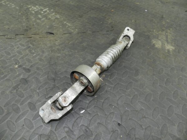 157. 1997 BMW 323I E36 CONVERTIBLE. STEERING UJ JOINT - Image 2