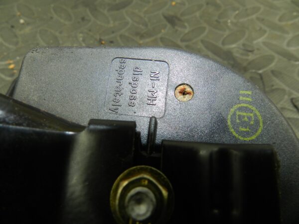 143. 2003 BMW E46 318Ci CONVERTIBLE. ALARM HORN SIREN 8385998 - Image 2
