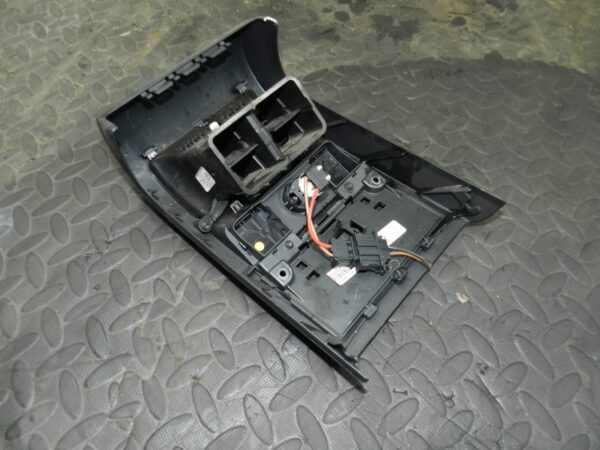 161, 2008 VOLKSWAGEN PASSAT B6 ESTATE. CENTRE CONSOLE REAR PANEL - Image 3