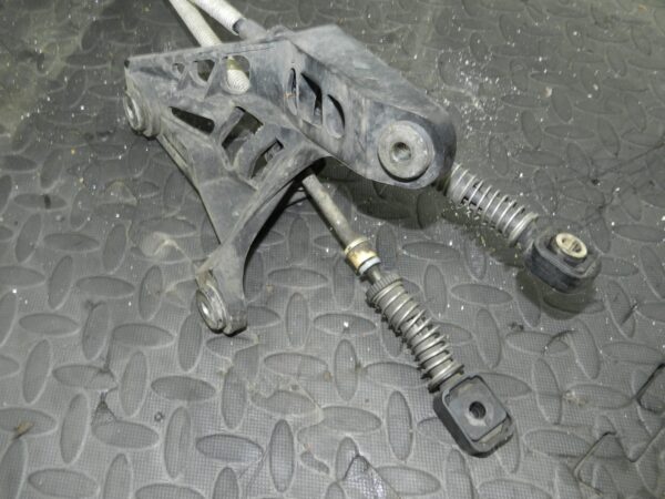 161, 2008 VOLKSWAGEN PASSAT B6 ESTATE. GEAR SELECTOR LEVER AND CABLES 5 SPEED - Image 5