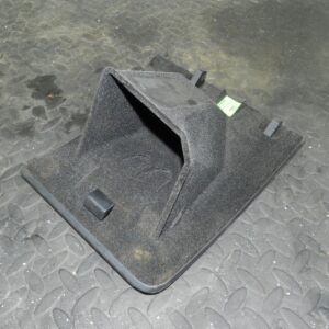 161, 2008 VOLKSWAGEN PASSAT B6 ESTATE. STORAGE POCKET CUBBY