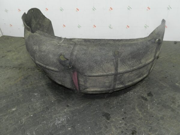 161, 2008 VOLKSWAGEN PASSAT B6 ESTATE. PASSENGER SIDE REAR WHEEL ARCH LINER - Image 2
