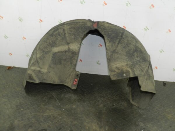 161, 2008 VOLKSWAGEN PASSAT B6 ESTATE. PASSENGER SIDE REAR WHEEL ARCH LINER - Image 4