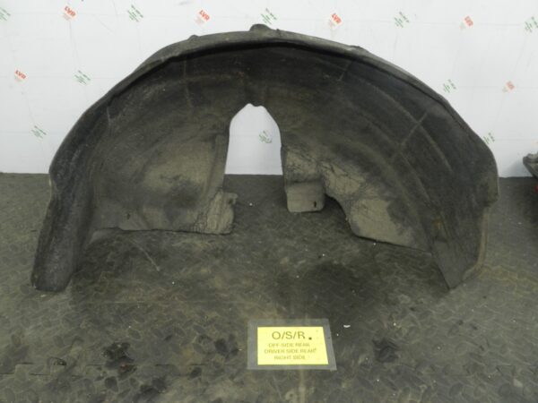 161, 2008 VOLKSWAGEN PASSAT B6 ESTATE. DRIVER SIDE REAR WHEEL ARCH LINER