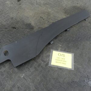 161, 2008 VOLKSWAGEN PASSAT B6 ESTATE. DRIVER SIDE CENTRE SIDE TRIM