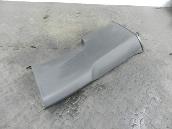 161, 2008 VOLKSWAGEN PASSAT B6 ESTATE. LOWER B PILLAR TRIM PASSENGER - Image 2