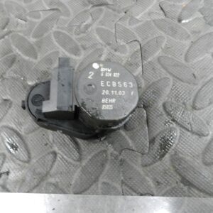 143. 2003 BMW E46 318Ci CONVERTIBLE. HEATER BLOWER FLAP CONTROL MOTOR ACTUATOR