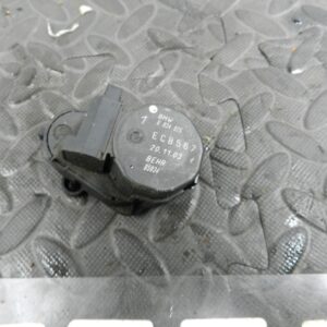 143. 2003 BMW E46 318Ci CONVERTIBLE. HEATER BLOWER FLAP CONTROL MOTOR ACTUATOR