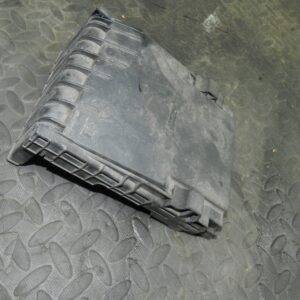 161, 2008 VOLKSWAGEN PASSAT B6 ESTATE. FUSE BOX COVER HOUSING LID