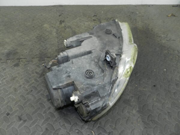 161, 2008 VOLKSWAGEN PASSAT B6 ESTATE. PASSENGER SIDE HEAD LIGHT - Image 3