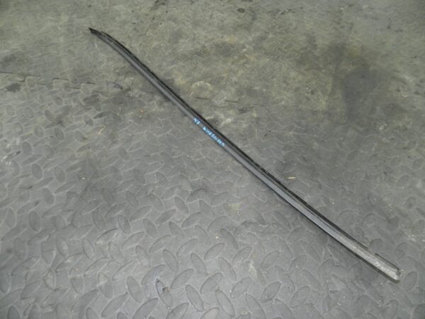 161, 2008 VOLKSWAGEN PASSAT B6 ESTATE. PASSENGER SIDE WIND SCREEN SIDE TRIM - Image 2