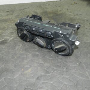 161, 2008 VOLKSWAGEN PASSAT B6 ESTATE HEATER CONTROL WITH AIR CON + HEATED SEATS
