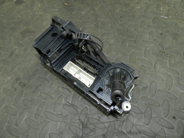 161, 2008 VOLKSWAGEN PASSAT B6 ESTATE HEATER CONTROL WITH AIR CON + HEATED SEATS - Image 2