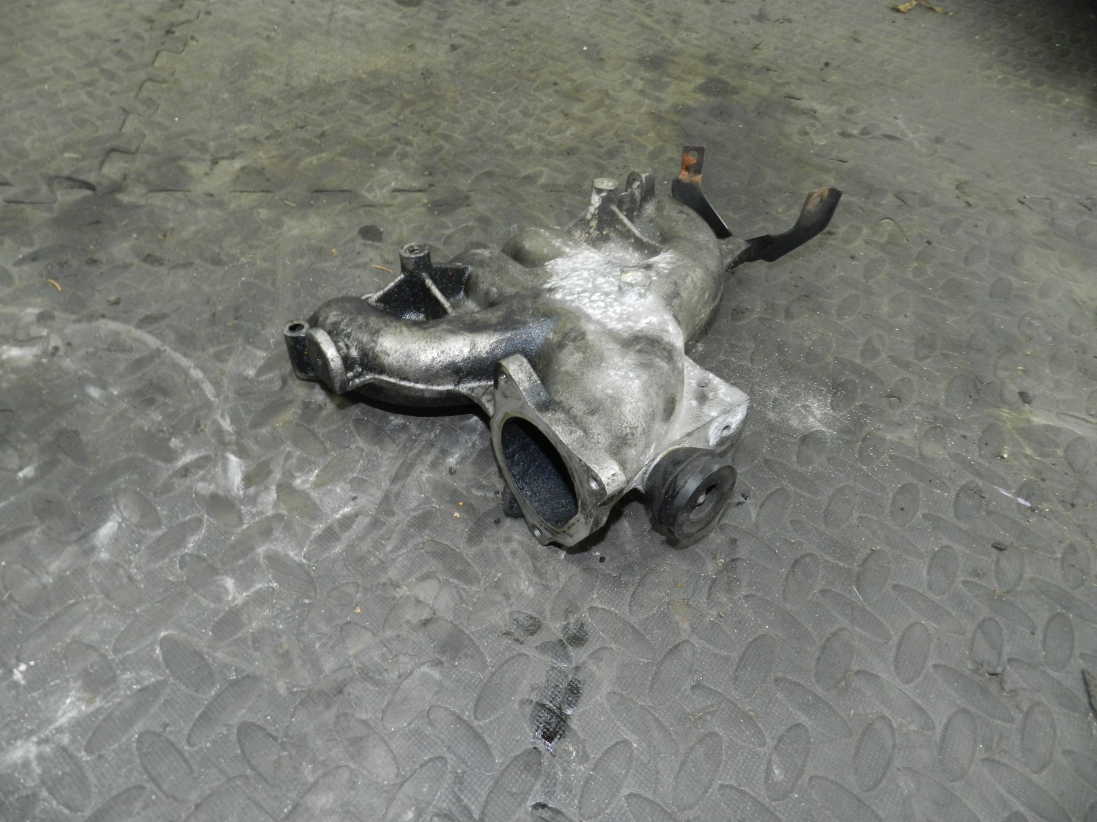 161, 2008 VOLKSWAGEN PASSAT B6 ESTATE. INTAKE MANIFOLD - Image 2