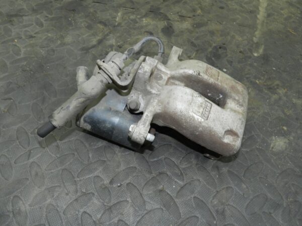 161, 2008 VOLKSWAGEN PASSAT B6 ESTATE. OSR BRAKE CALIPER ELECTRIC HAND BRAKE - Image 2