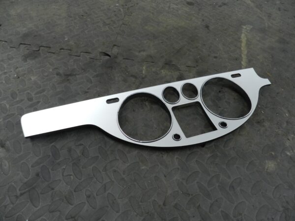 161, 2008 VOLKSWAGEN PASSAT B6 ESTATE. SPEEDOMETER SURROUND TRIM SILVER PANEL