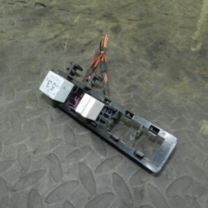 161, 2008 VOLKSWAGEN PASSAT B6 ESTATE. RELAY HOUSING 53