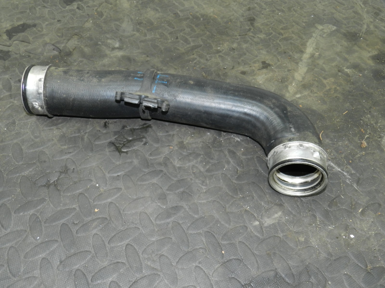 161, 2008 VOLKSWAGEN PASSAT B6 ESTATE. BOOST INTAKE PIPE