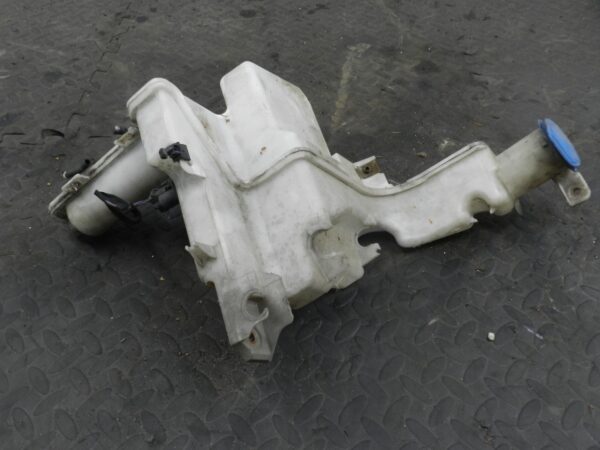 161, 2008 VOLKSWAGEN PASSAT B6 ESTATE. SCREEN WASH WASHER BOTTLE TANK - Image 2