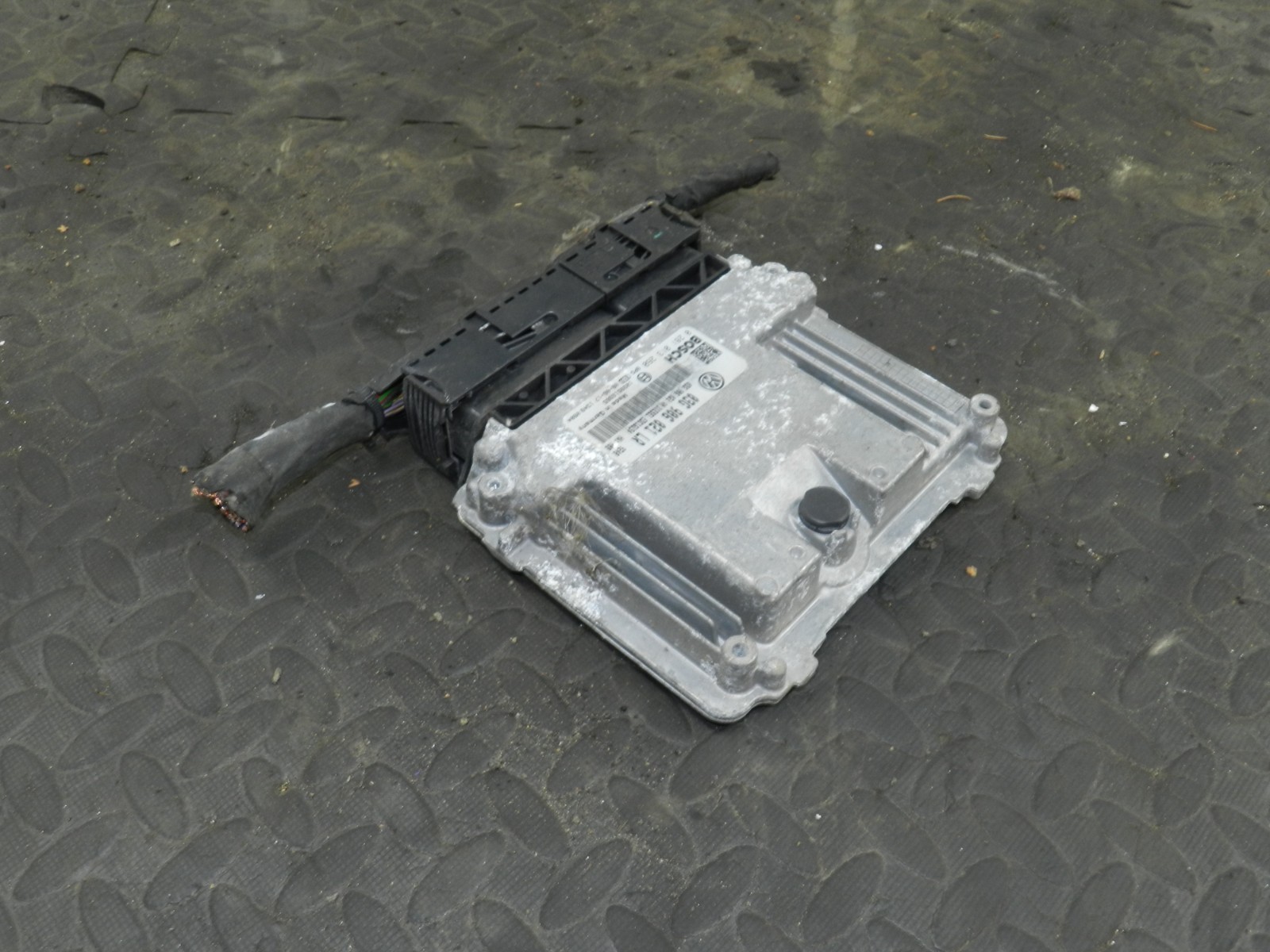 161, 2008 VOLKSWAGEN PASSAT B6 ESTATE. ENGINE ECU 03G906021LR