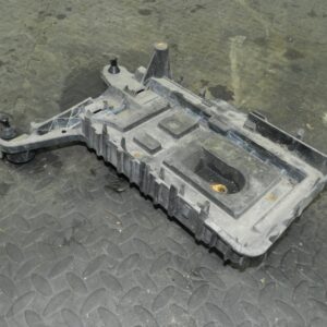 161, 2008 VOLKSWAGEN PASSAT B6 ESTATE. BATTERY TRAY