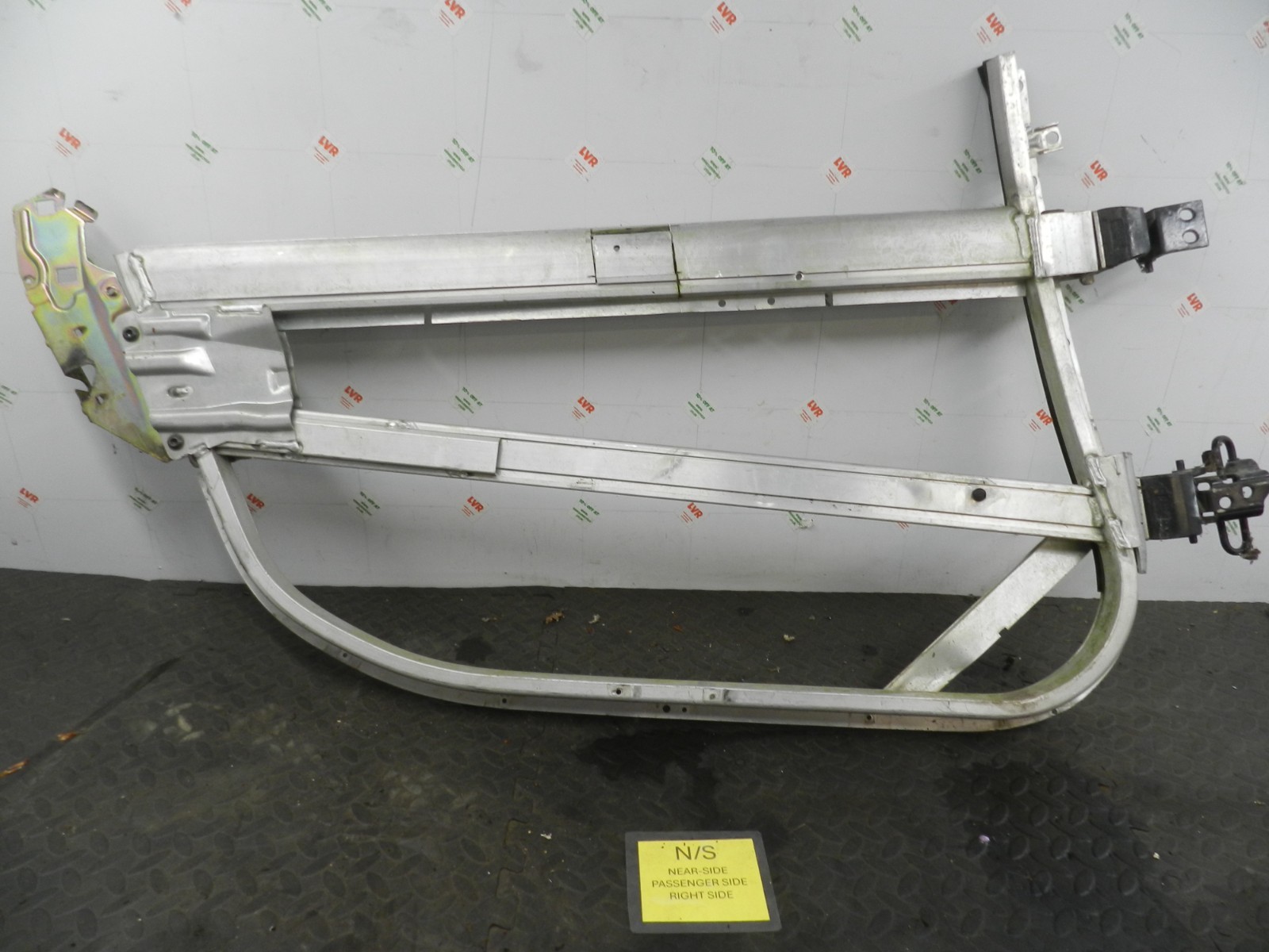 158. 2002 SMART FORTWO 450 CONVERTIBLE. PASSENGER SIDE DOOR FRAME CUT