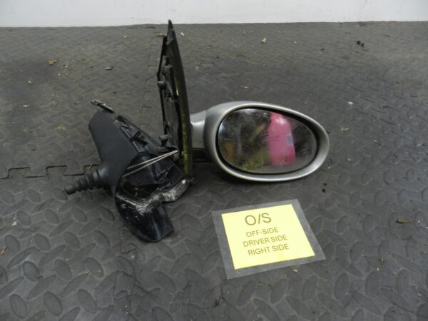 158. 2002 SMART FORTWO 450 CONVERTIBLE. DRIVER SIDE WING MIRROR IN SILVER