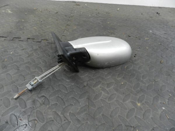 158. 2002 SMART FORTWO 450 CONVERTIBLE. PASSENGER SIDE WING MIRROR IN SILVER - Image 3