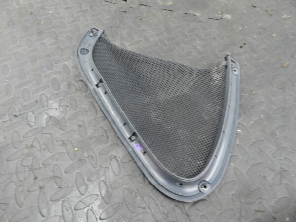 158. 2002 SMART FORTWO 450 CONVERTIBLE. DRIVER SIDE DOOR POCKET NET - Image 2