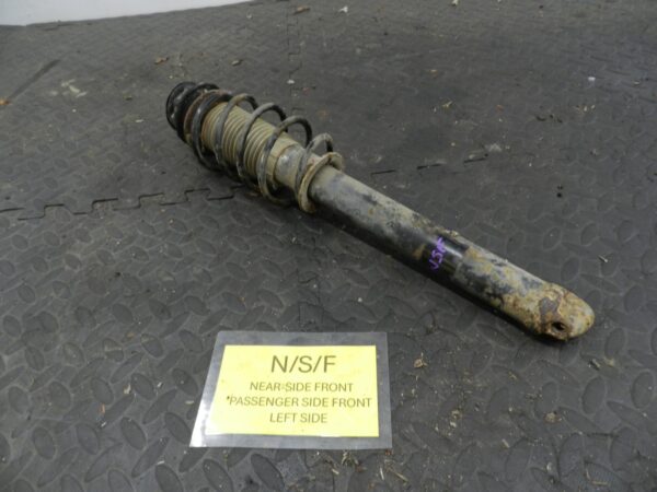 158. 2002 SMART FORTWO 450 CONVERTIBLE. PASSENGER SILL FRONT SUSPENSION UNIT