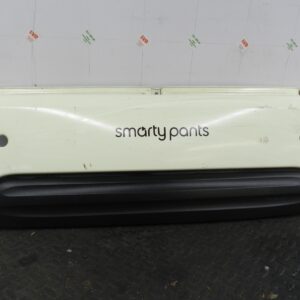 158. 2002 SMART FORTWO 450 CONVERTIBLE. REAR BUMPER CENTRE PANEL IN WHITE