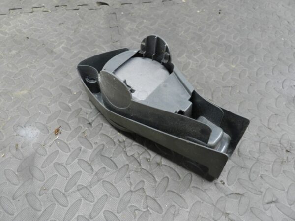 158. 2002 SMART FORTWO 450 CONVERTIBLE. CENTRE CONSOLE CUP HOLDER - Image 3
