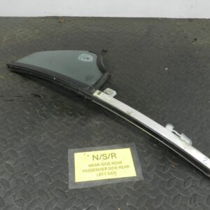 158. 2002 SMART FORTWO 450 CONVERTIBLE. PASSENGER SIDE WINDOW QUARTER GLASS